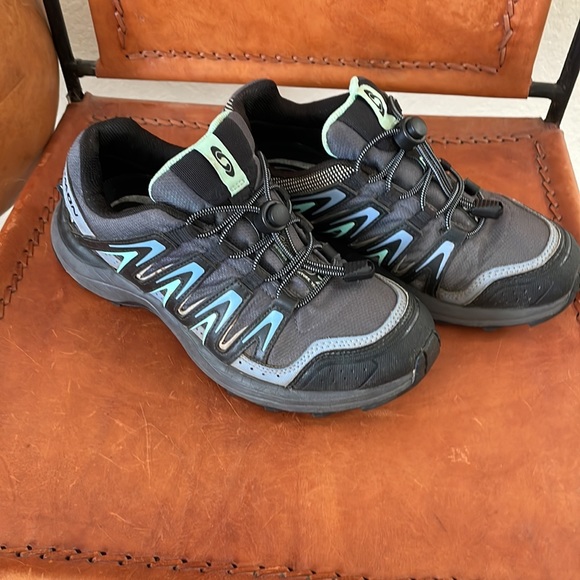 Salomon Athletic Shoes - Picture 5 of 8